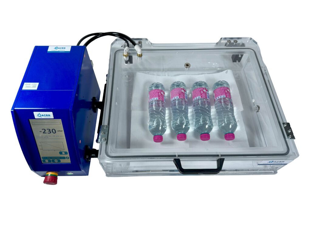 tester di tenuta con campione di bottiglie