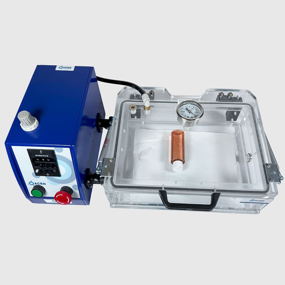caja de precinto con frasco de perfume